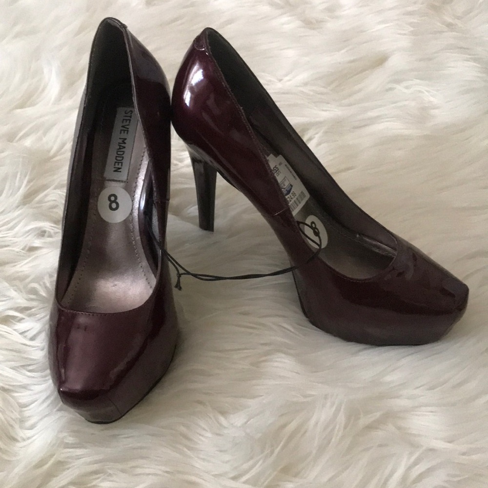 Steve Madden Patent Leather heels size 8